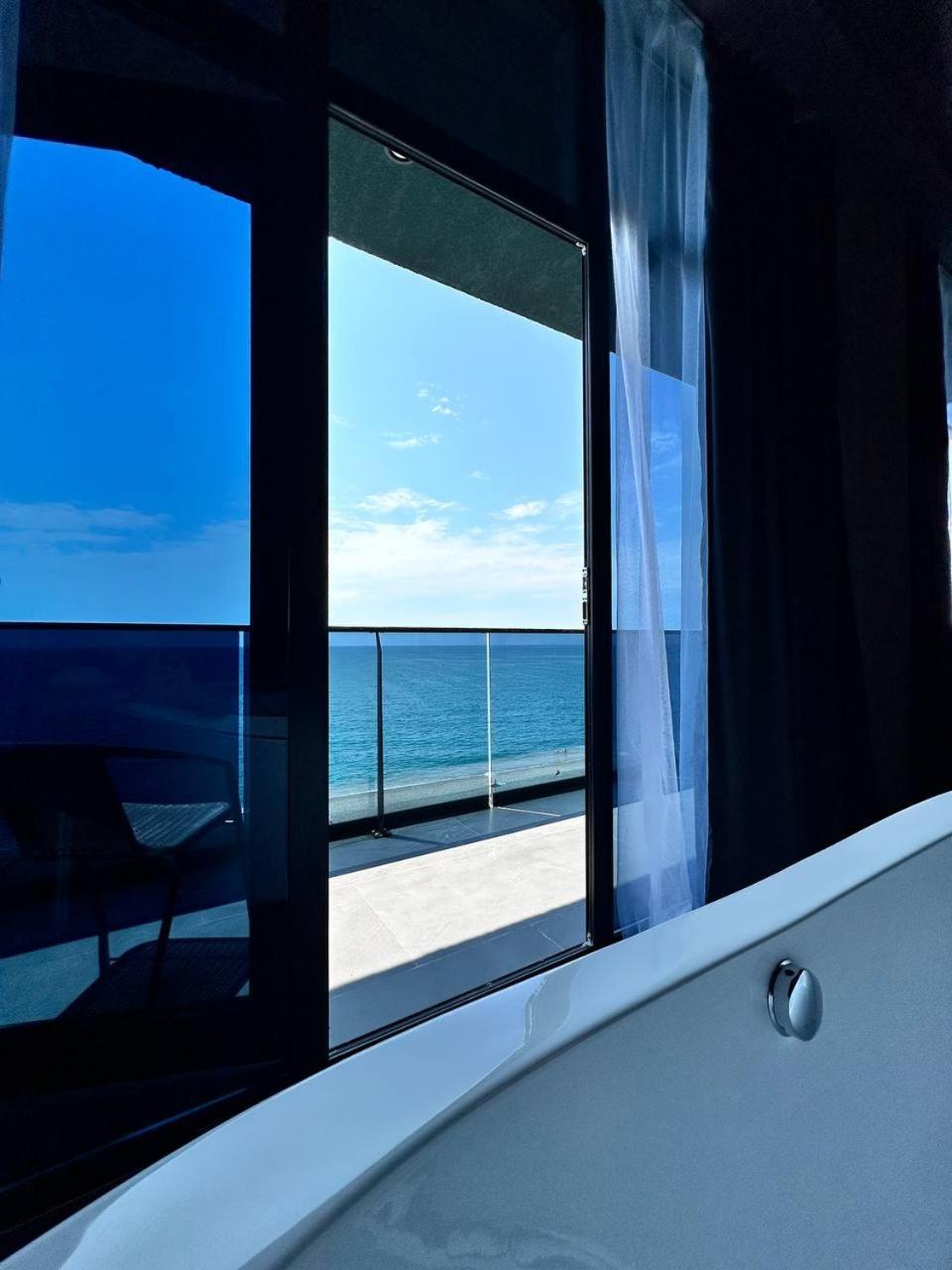Hotel black sea Koboeleti Buitenkant foto
