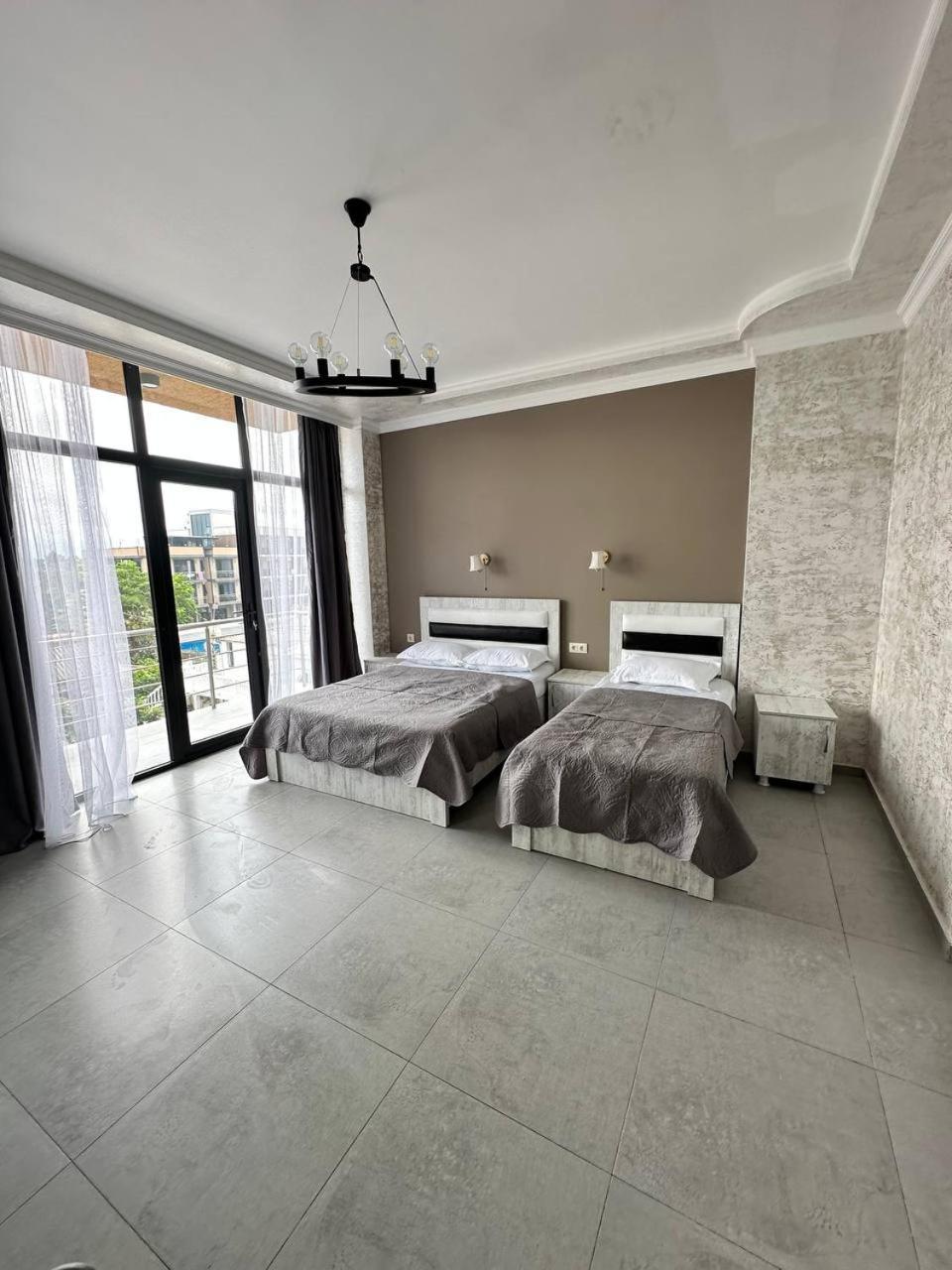 Hotel black sea Koboeleti Buitenkant foto